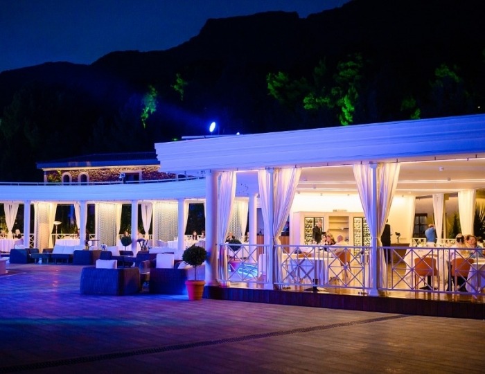 Отель Крымский Бриз Hotel & Villas