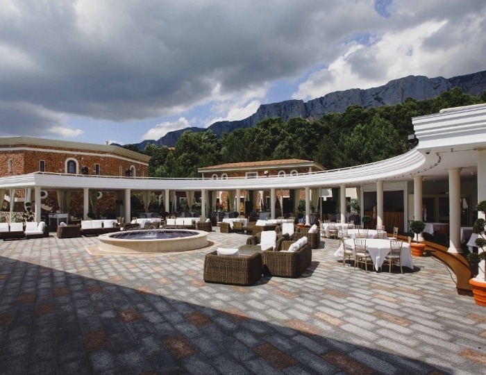 Отель Крымский Бриз Hotel & Villas