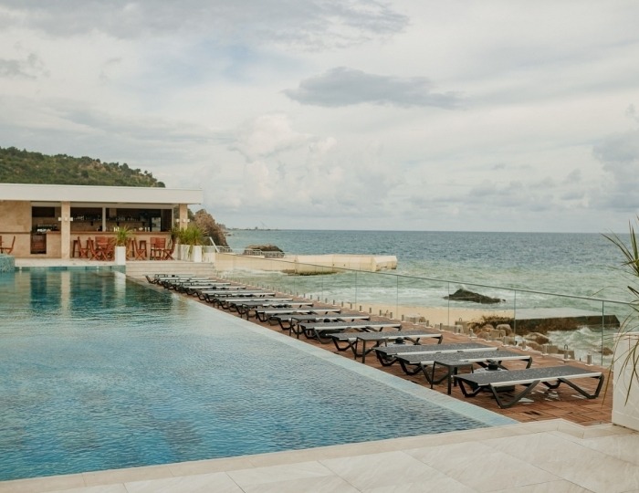 Отель Крымский Бриз Hotel & Villas