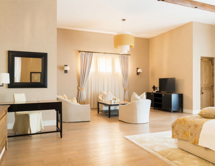 ЛЮКС ДЖУНИОР - Отель Крымский Бриз Hotel & Villas
