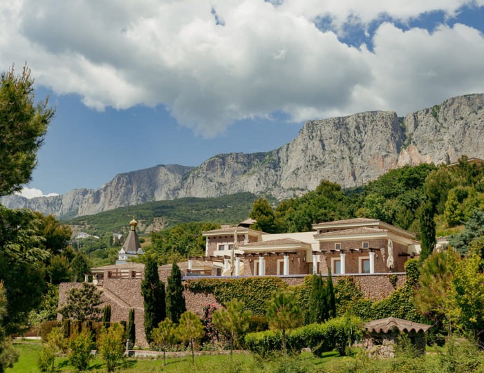 Отель Крымский Бриз Hotel & Villas