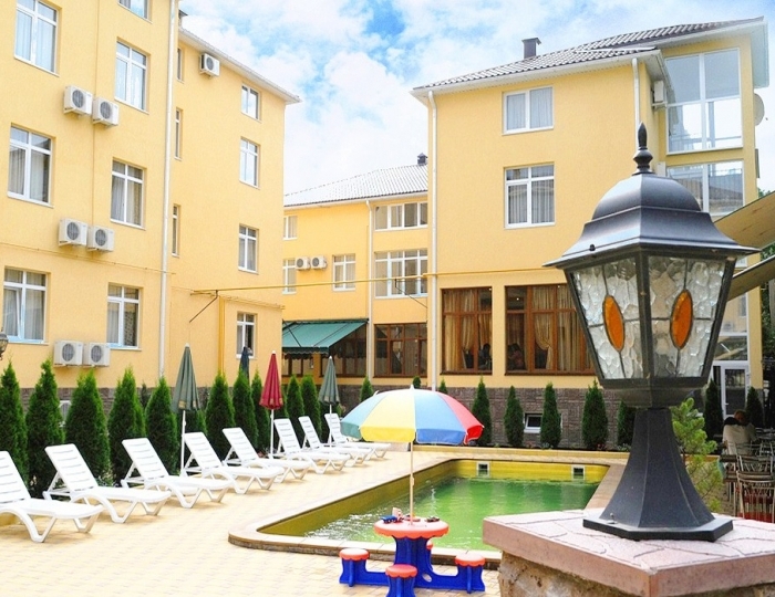 Отель Green Hosta / Грин Хоста