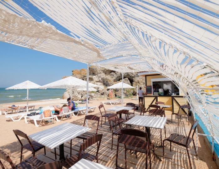 Семейный отель «АзовЛенд» Золотое