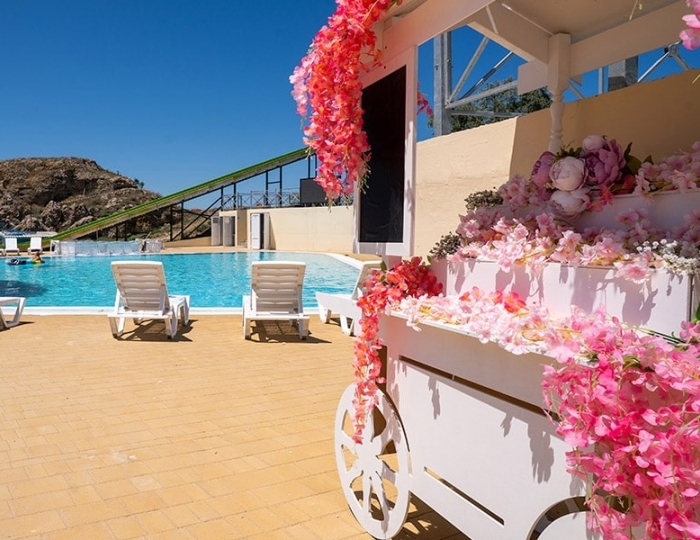 Семейный отель «АзовЛенд» Золотое