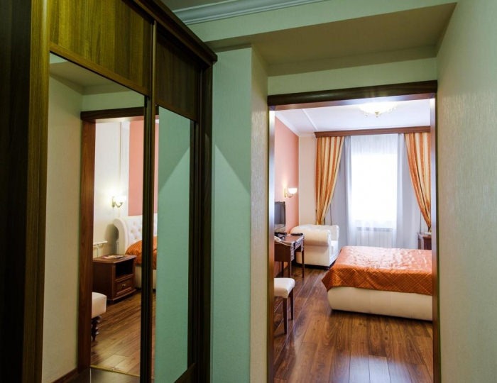 Номер комфорт с 1 двуспальной кроватью - Отель Grand Hotel / Гранд Отель Оренбург