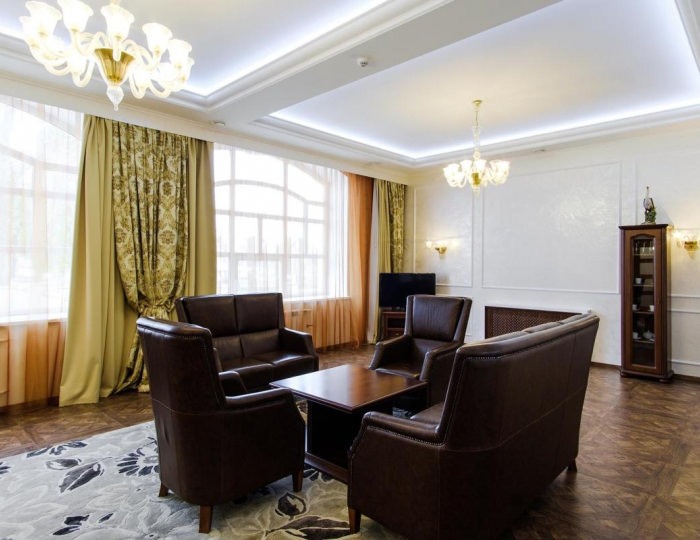 Номер люкс бизнес - Отель Grand Hotel / Гранд Отель Оренбург