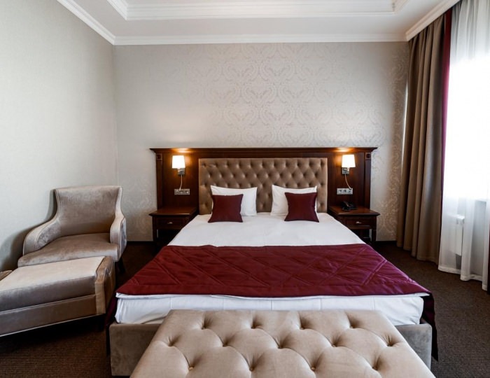 Номер полулюкс с 1 двуспальной кроватью - Отель Grand Hotel / Гранд Отель Оренбург