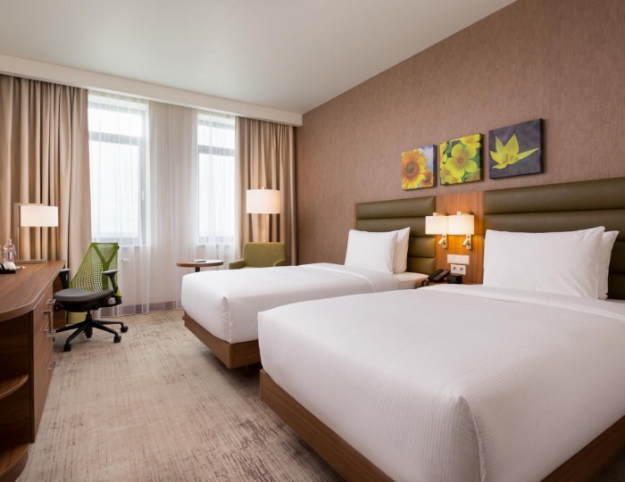 Номер стандарт с 2 односпальными кроватями - Отель Hilton Garden Inn Orenburg / Хилтон Гарден Инн Оренбург