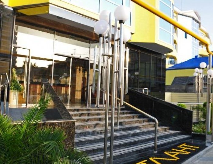 Отель «Атлант Люкс»