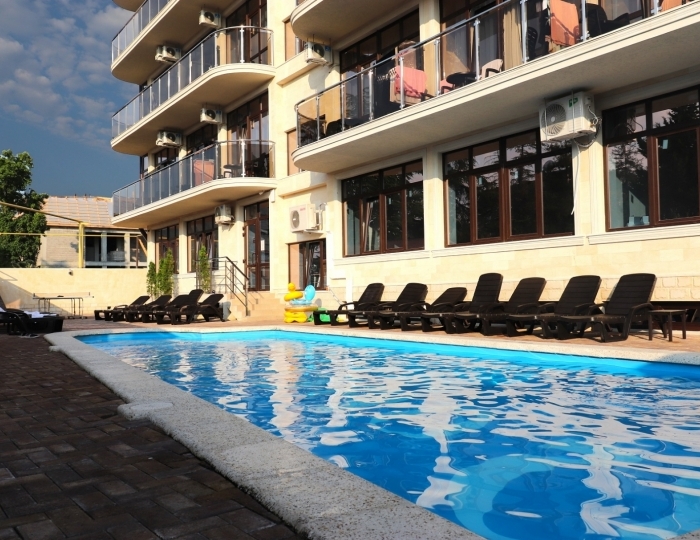 Отель «Омега плюс»