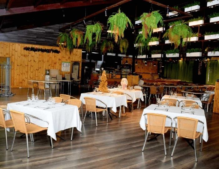 Рестораны и бары - Спортивный квартал 17, город-отель «Бархатные сезоны»