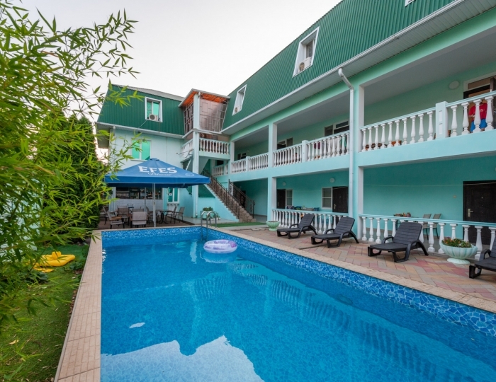 Гостиница «Максим» Новомихайловский