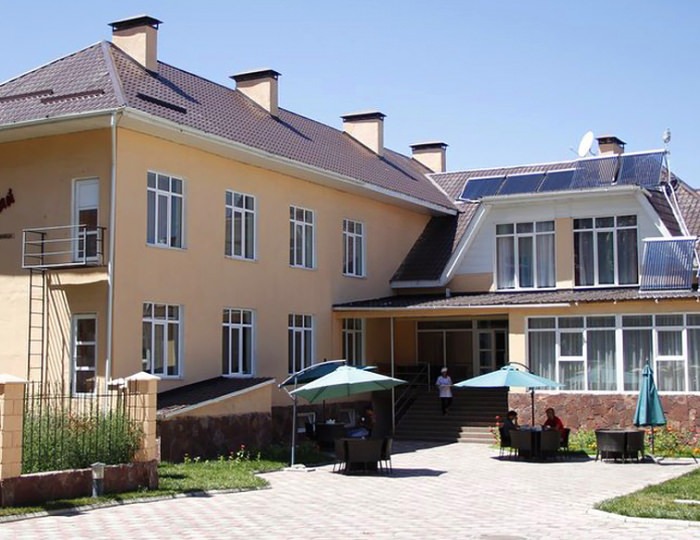 Отель Tagaytay / Тагайтай Каракол