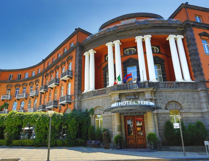 Отель Grand Hotel Yerevan / Гранд Ереван