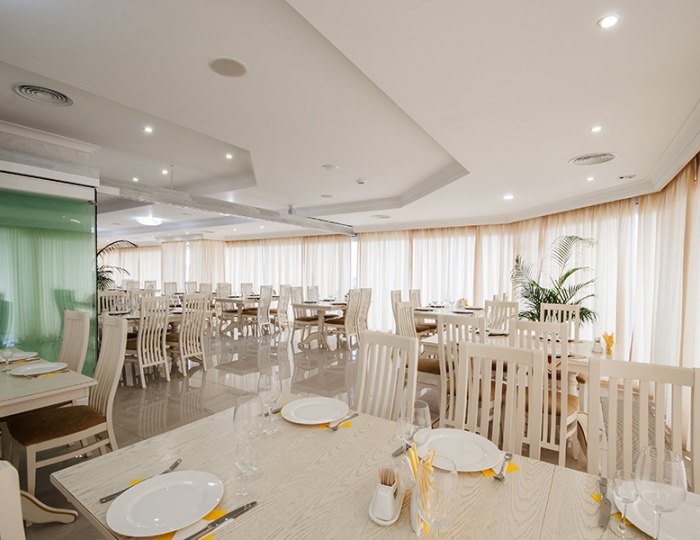 Рестораны и бары - Бутик-отель «Ахиллеон Парк»