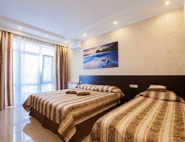 ПРЕМИУМ 3-МЕСТНЫЙ - Бутик-отель «Ахиллеон Парк»