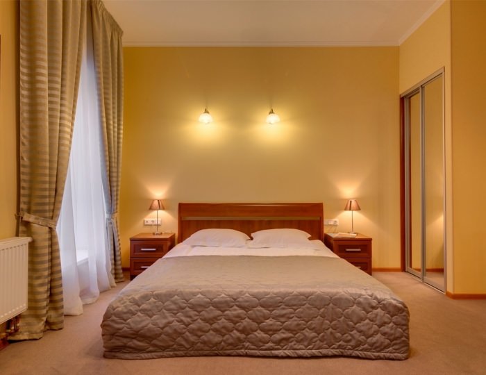 КОМФОРТ, просторный номер, с гидромассажной ванной, видом на Невский проспект или в уютный дворик - Гостевой дом «Соната на Невском 11»