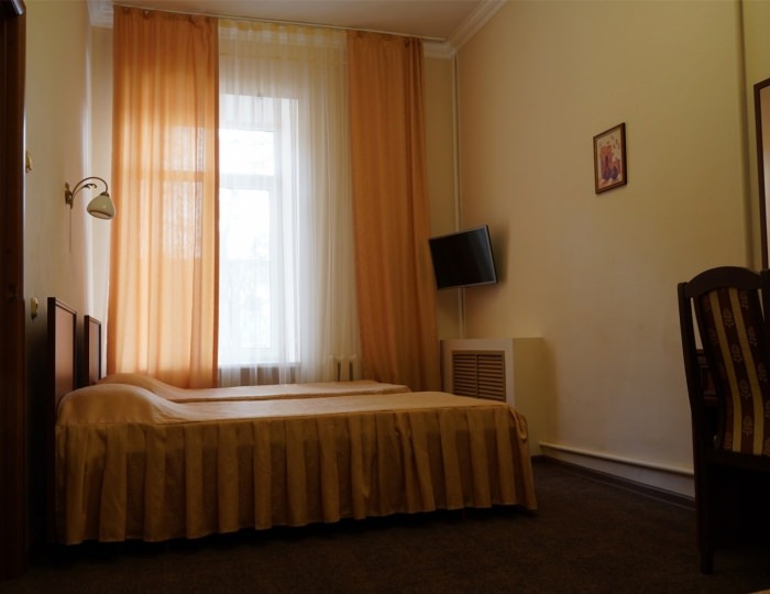 Трехместный стандартный номер - Отель «Гранд Кавказ» Нальчик