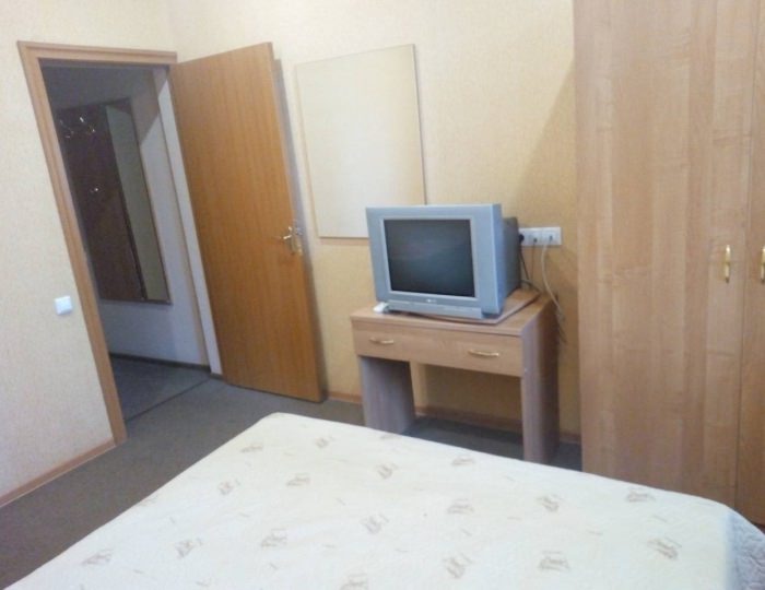 стандарт с большой кроватью - Гостиничный комплекс «Сафари»