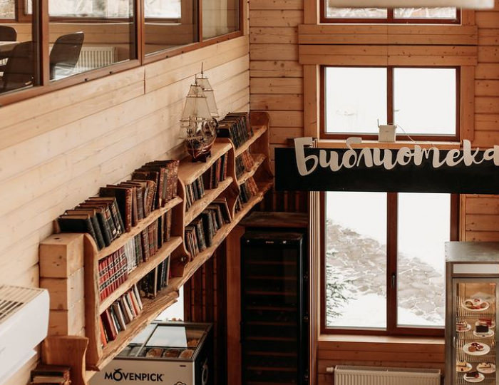 Бар библиотека - Отель Welna Eco Spa Resort / Велна Эко Спа Резорт