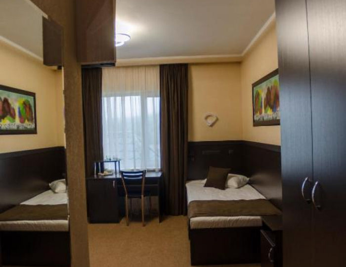 Номер улучшенный с 2 односпальными кроватями (с завтраком) - Гостевой дом «Ключотель»