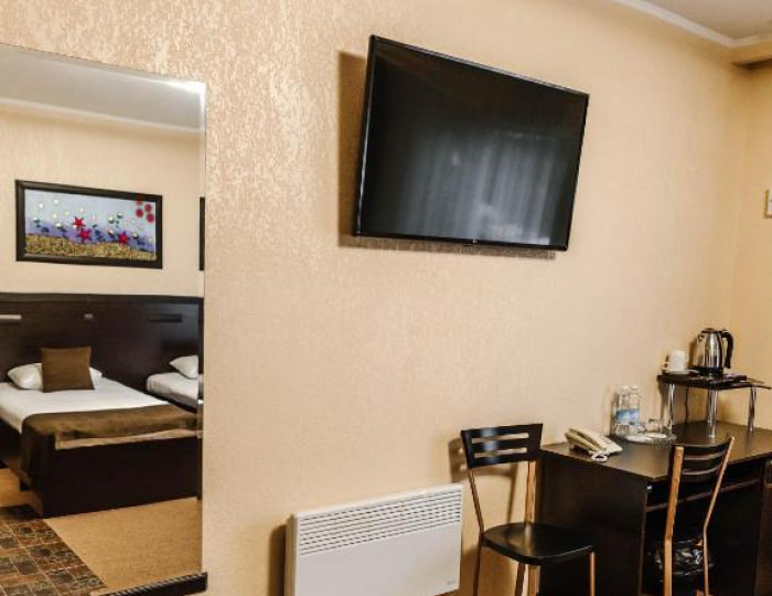 Номер улучшенный с 2 односпальными кроватями (с завтраком) - Гостевой дом «Ключотель»