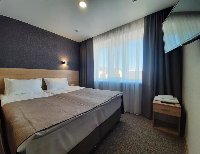 Номер люкс с 1 двуспальной кроватью, 2 звезды - Гостиница «Ессентуки»