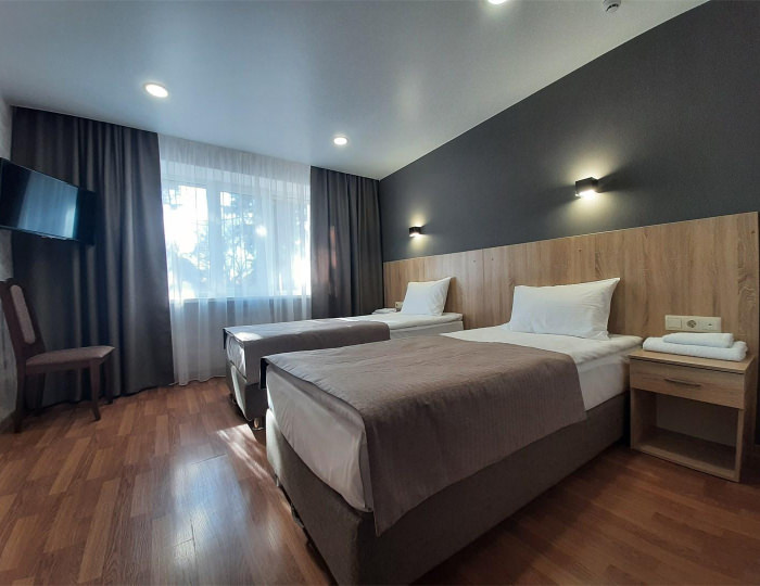 Номер стандарт с 2 односпальными кроватями, 2 звезды - Гостиница «Ессентуки»