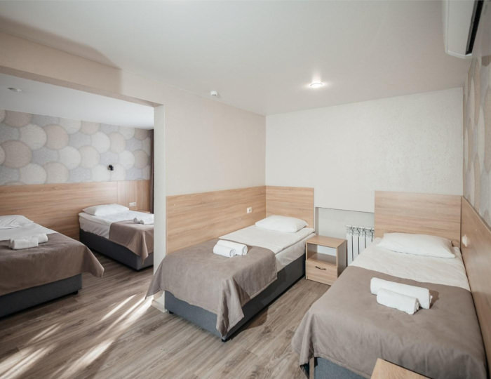 2-комнатный номер стандарт с 4 односпальными кроватями - Гостиница «Ессентуки»