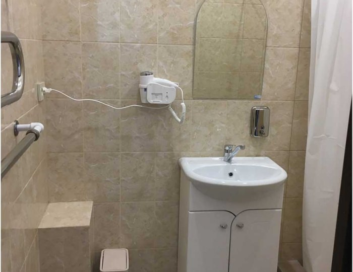 12 местный номер для мужчин и женщин - Отель «Полуостров»