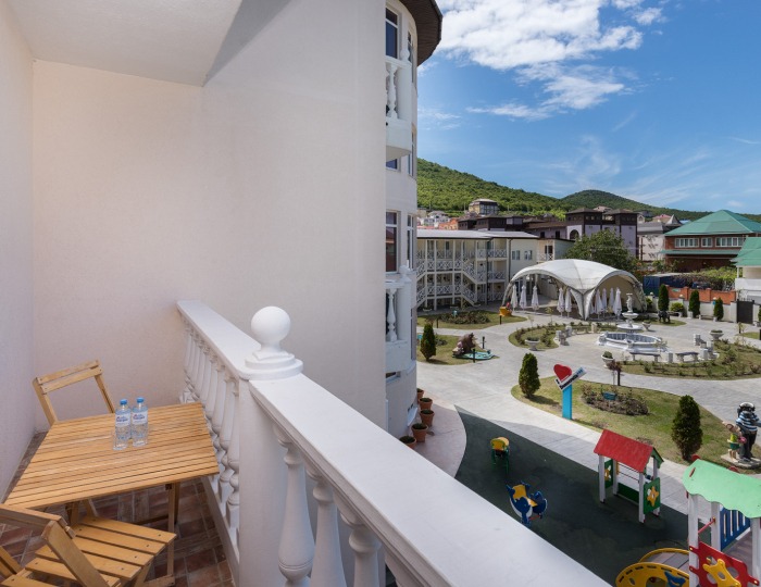 Suite 2 местный с балконом - Отель Democratia Ultra All Inclusive Family Hotel / Демократия Ультра Все Включено