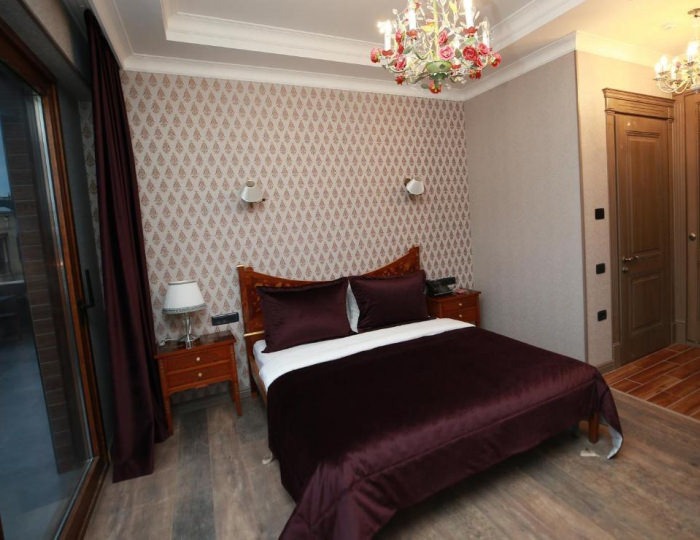 Lux 1-местный(с балконом) - Отель West Inn Hotel / Вест Инн Баку