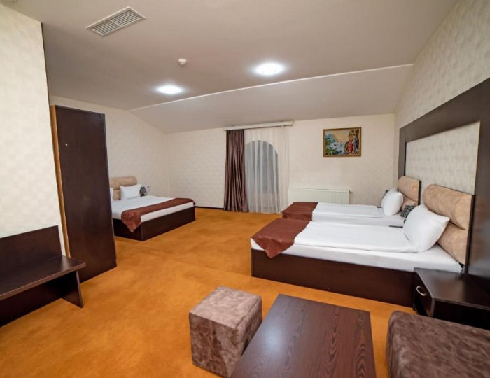 Standard 4-местный - Отель Continental Hotel Baku / Континенталь Баку