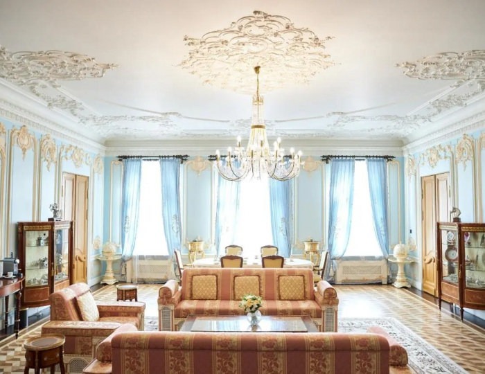 Отель Trezini Palace Hotel / Дворец Трезини