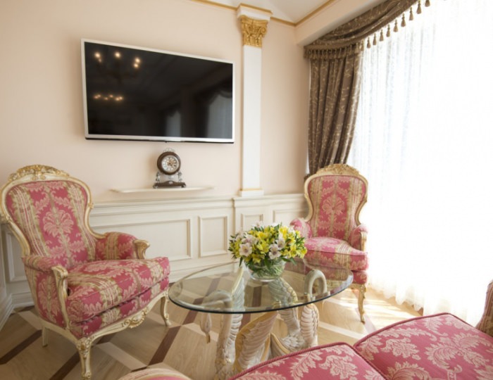 Люкс Премьер с Террасой - Отель Trezini Palace Hotel / Дворец Трезини