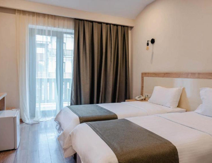 Family QDPL - Отель Gudauri Inn Hotel / Гудаури Инн