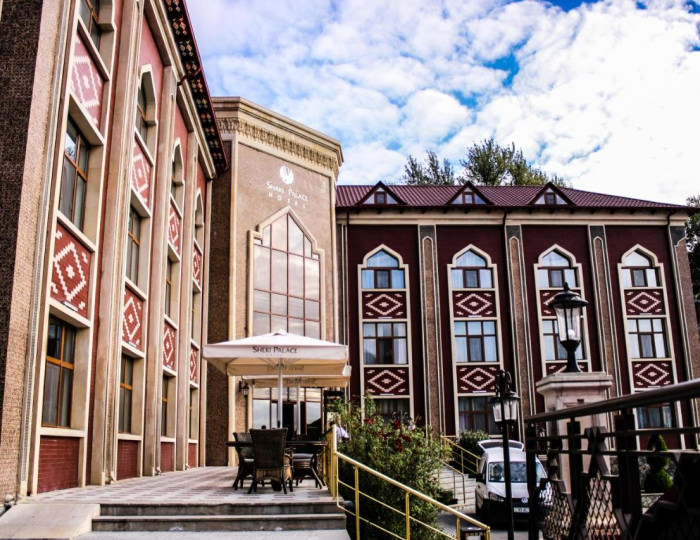 Отель Sheki Palace / Шеки Палас