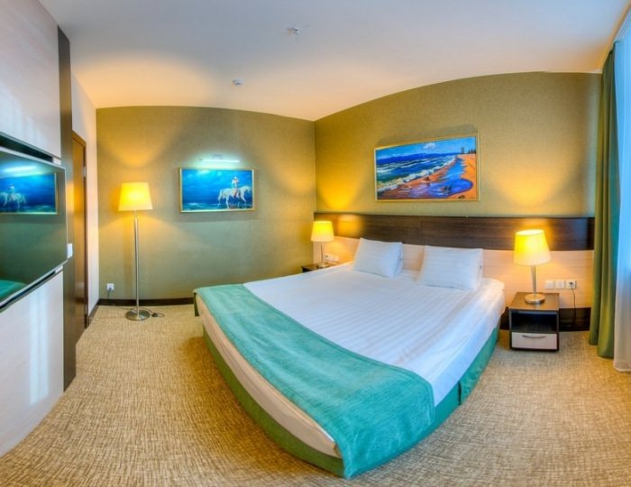 Люкс - Reston Hotel & Spa / Рестон Отель и Спа