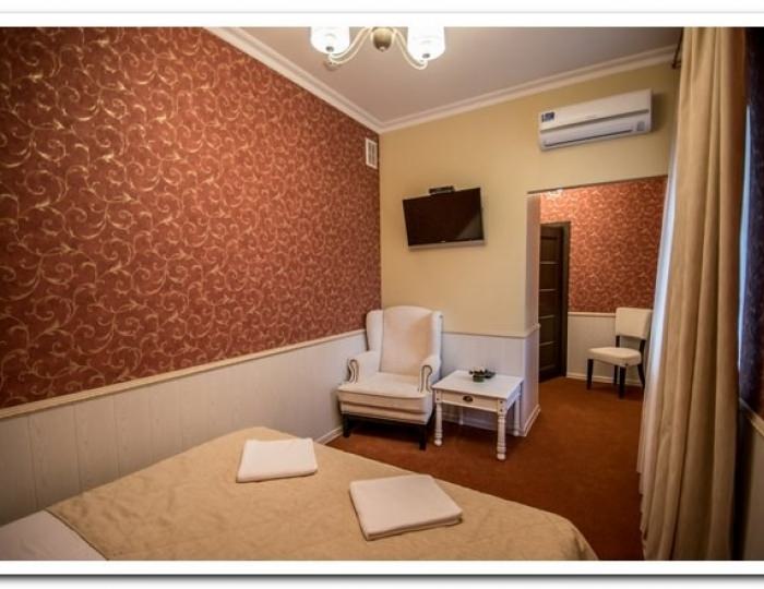 Номер Делюкс с кроватью размера "king-size" - Отель «Шертон»