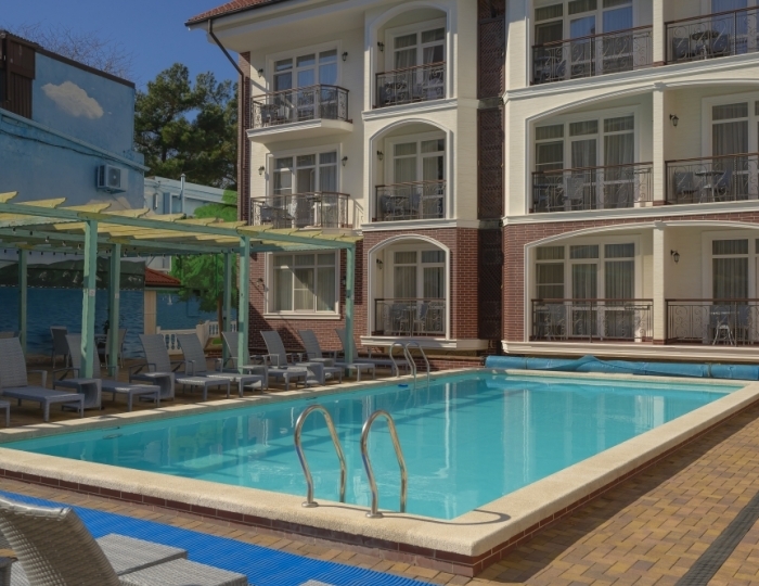 Гостиничный комплекс «Дача» Геленджик