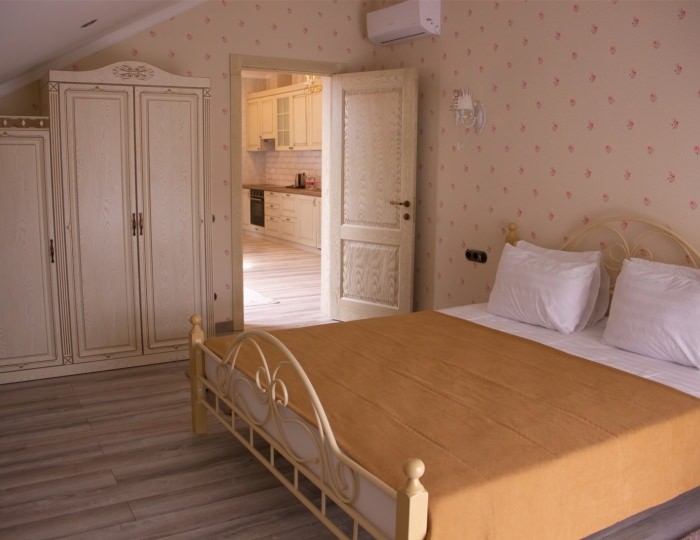 Апартамент с двумя спальнями и гостиной - Гостиничный комплекс «Дача» Геленджик