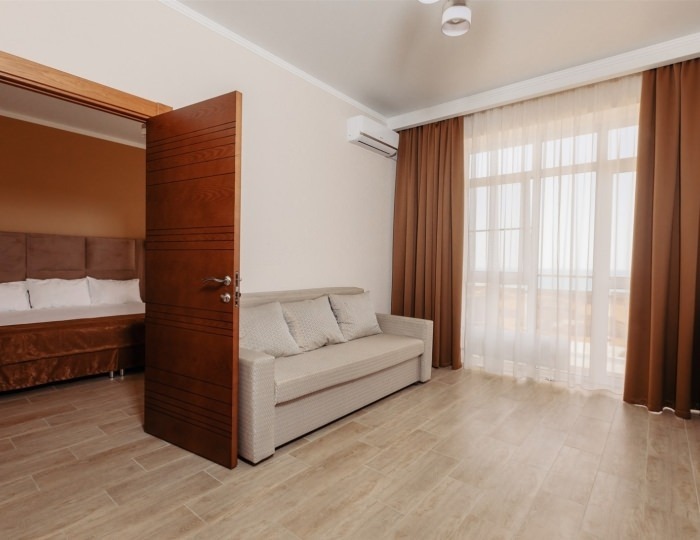 ЛЮКС С ВИДОМ НА МОРЕ - Отель Family Pride Inn / Фэмили Прайд Инн Витязево