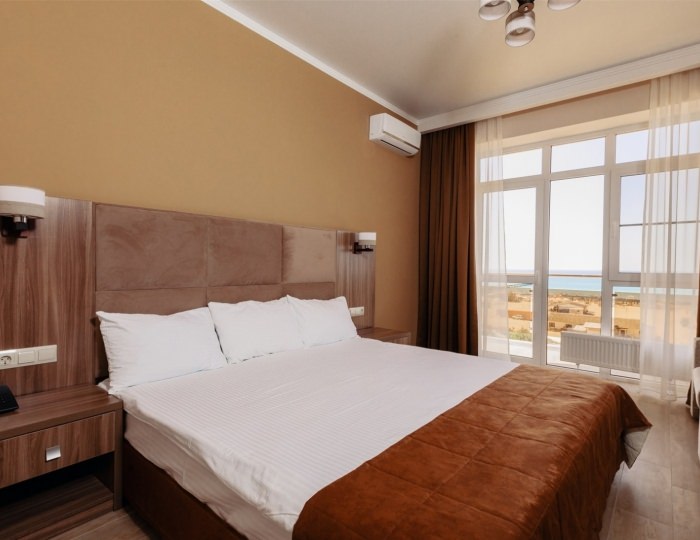 ЛЮКС С ВИДОМ НА МОРЕ - Отель Family Pride Inn / Фэмили Прайд Инн Витязево