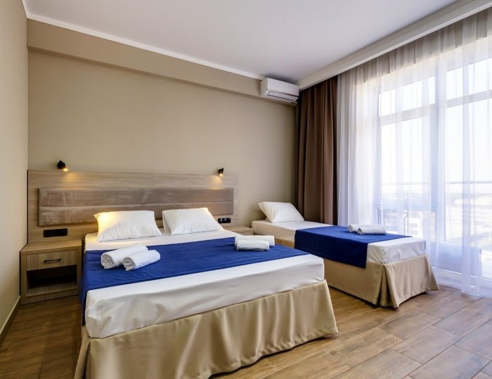 УЛУЧШЕННЫЙ СТАНДАРТ+ С ВИДОМ НА ПАРКОВУЮ ЗОНУ - Отель Family Pride Inn / Фэмили Прайд Инн Витязево