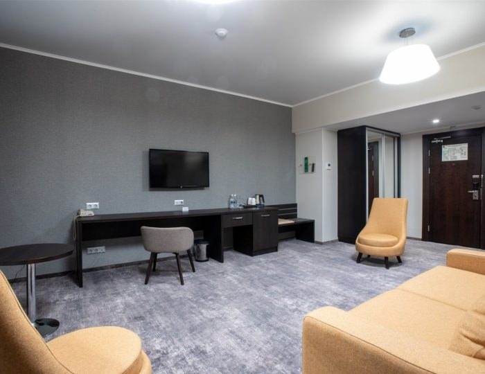 Люкс с видом на город - Отель Holiday Inn / Холидей Инн Челябинск
