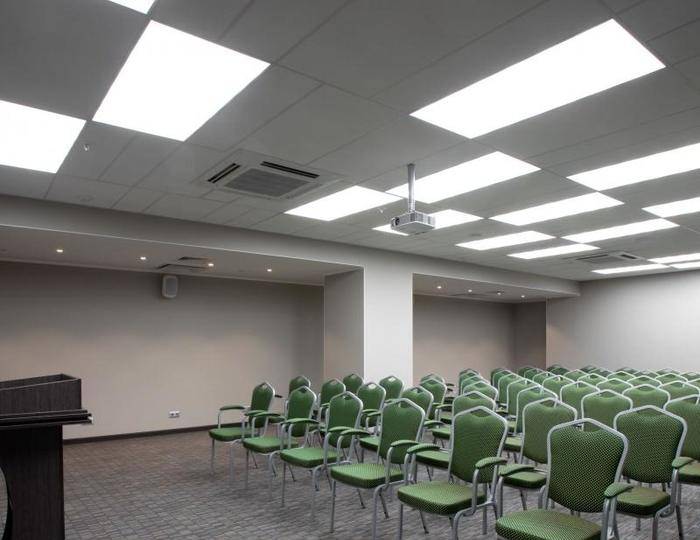 Конференц-залы - Отель Holiday Inn / Холидей Инн Челябинск