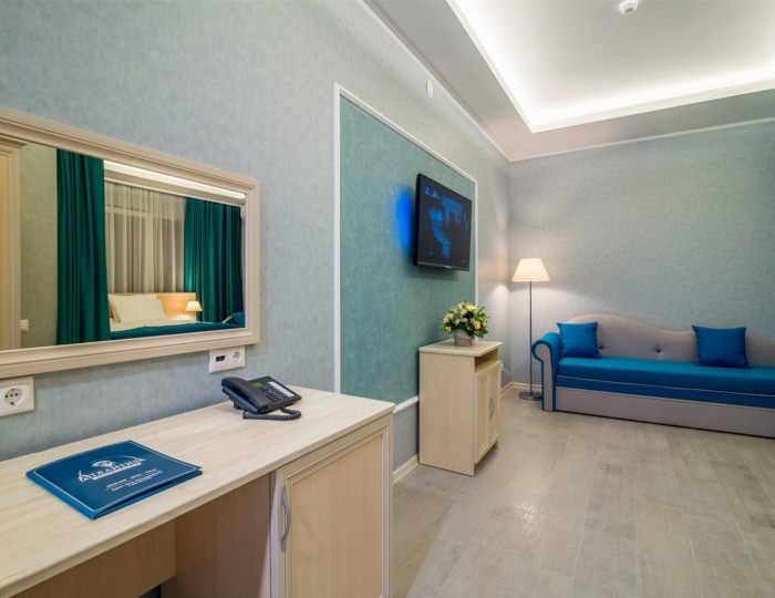 Студия /вид на аквапарк/ - Гостиничный комплекс «Атлантида»