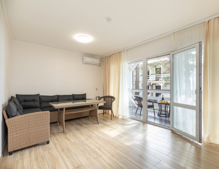 Вилла 4-местная 3-комнатная вилла п.Морская - Дом отдыха «Золотые пески» Пицунда