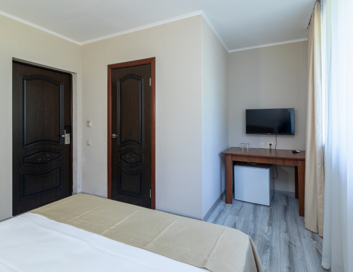 Эконом 2-местный 1-комнатный DBL, корпус 1, горная сторона, без балкона - Дом отдыха «Золотые пески» Пицунда