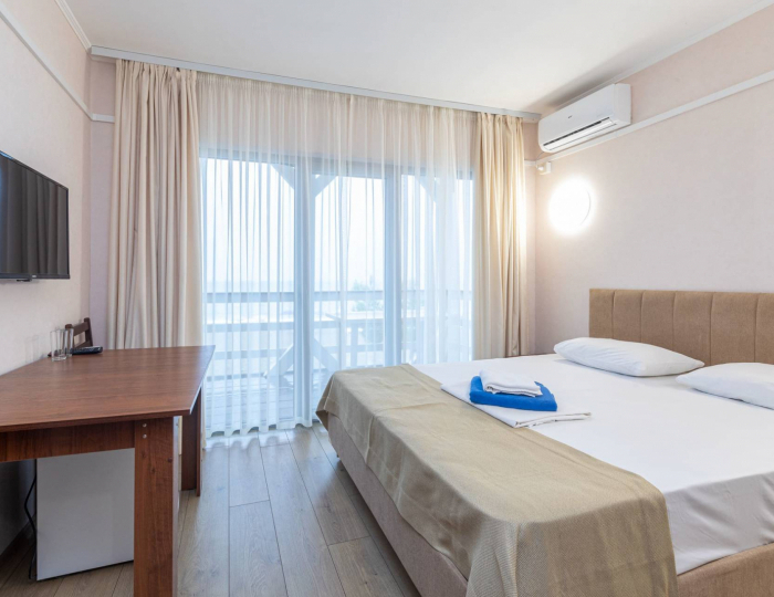 Коттедж 4-местный 2-комнатный семейный коннект - Дом отдыха «Золотые пески» Пицунда